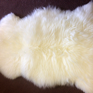 Auskin 100%高端羊皮单张地毯（约 60 x 90 cm）（象牙白色）